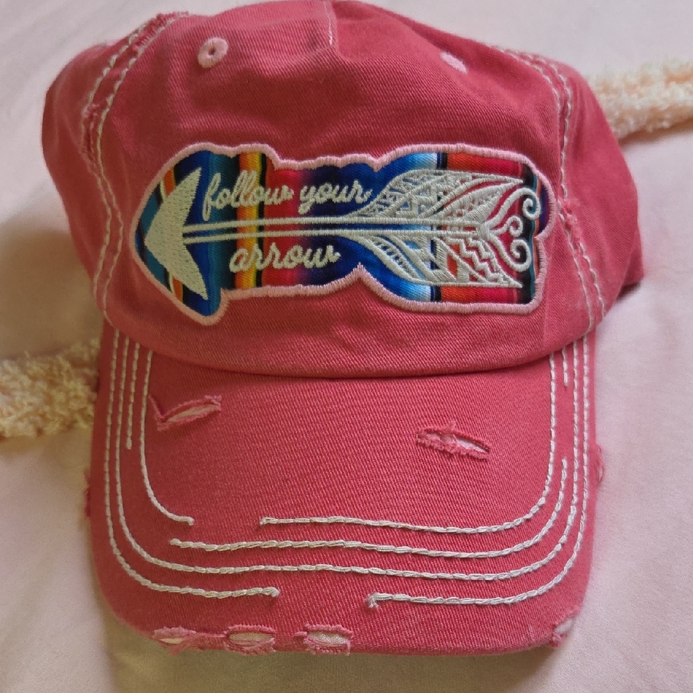 KBETHOS Vintage Coral Pink Baseball Cap with Multicolor Arrow Patch